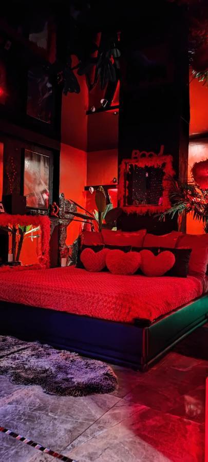 Loft Romantique Hammam Spa Privatif Playroom Grenoble Exterior photo